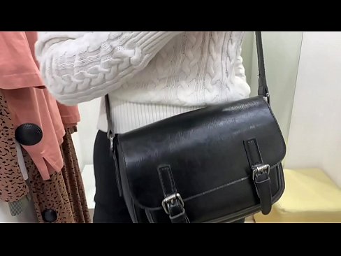 ❤️ Pampublikong masturbesyon ng batang asong si FeralBerry na may dildo sa fitting room ️ Magandang porn sa amin